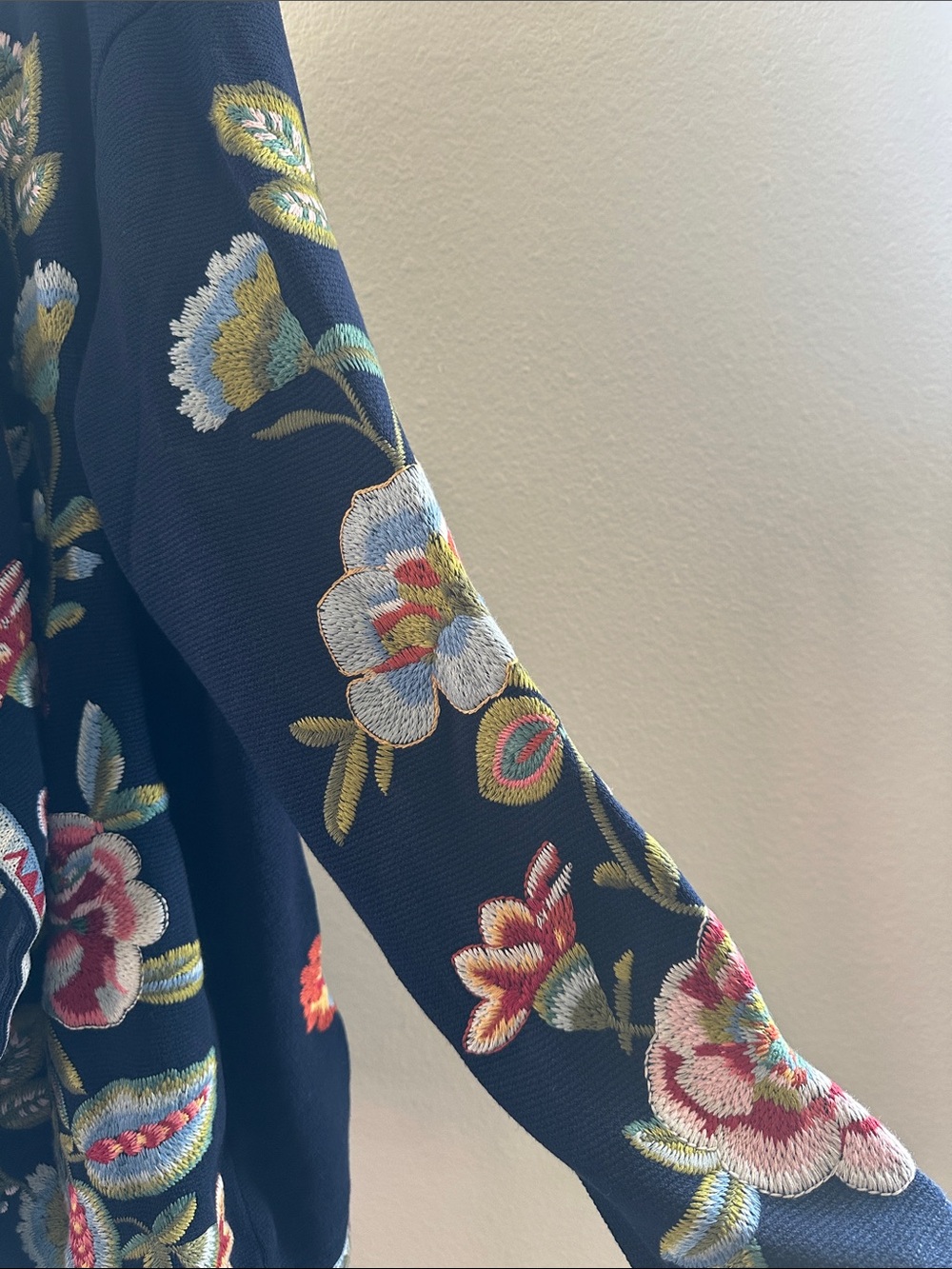 Johnny Was BIYA Draped Sweater Gillian Embroidered Floral Navy Cardigan NEW Med - Picture 8 of 11